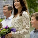 Kate Middleton-Mary di Danimarca: uguali in abito blu FOTO