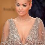 Rita Ora, abito scollato firmato Marchesa ai Bambi Awards FOTO 6