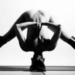 Nude Yoga Girl, FOTO senza veli fanno impazzire fan su Instagram