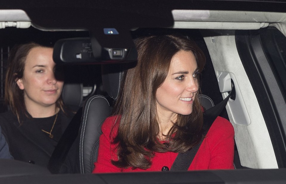 Kate Middleton, abito Luisa Spagnoli nell'auto con George FOTO6