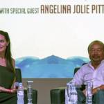 Angelina Jolie, look total black al Cambodian Film Fest FOTO