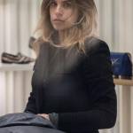 Elisabetta Canalis: sneaker e total black, fashion a Milano17