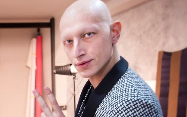 Fausto Di Pino, modello ricomincia "senza capelli" dopo chemio FOTO, VIDEO