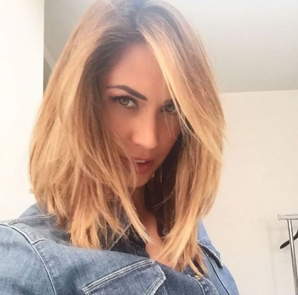 Letizia Ortiz, Melissa Satta: caschetto al top FOTO