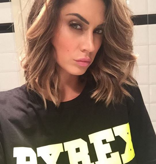 Letizia Ortiz, Melissa Satta: caschetto al top FOTO