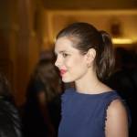 Charlotte Casiraghi: tubino blu al gala di Bruxelles FOTO