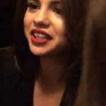 Selena Gomez bloccata in un'ascensore a Parigi3