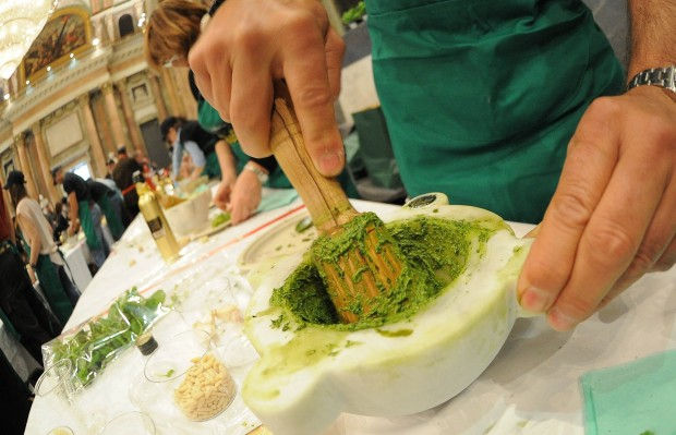16 aprile 2016|Campionato Mondiale di Pesto Genovese al Mortaio