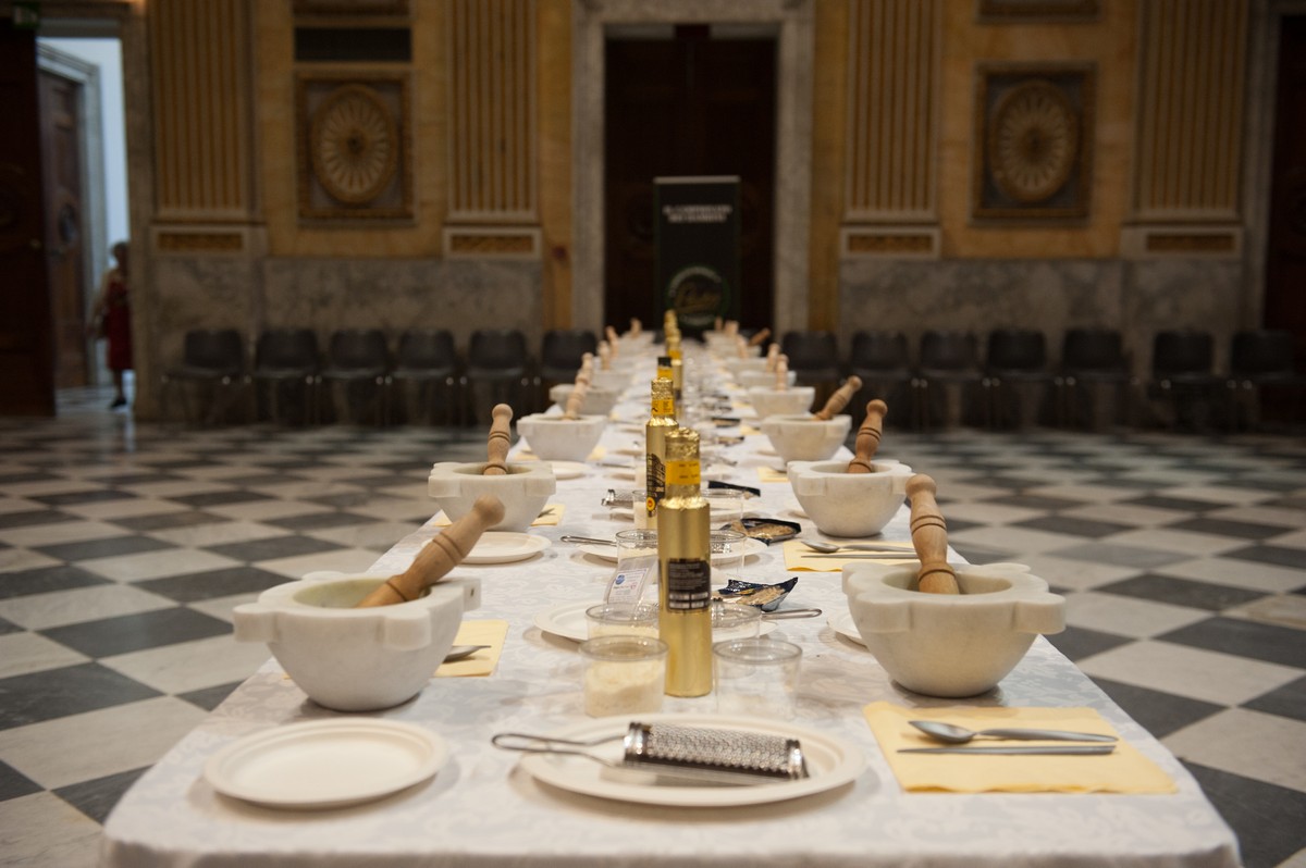 16 aprile 2016|Campionato Mondiale di Pesto Genovese al Mortaio