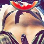 Candice Swanepoel e Behati Prinsoloo, pancini crescono su Instagram3