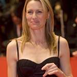 Robin Wright, first lady di house of Cards compie 50 anni13