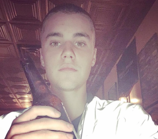 Justin Bieber sfogo su Instagram: "Non chiedetemi più di..."