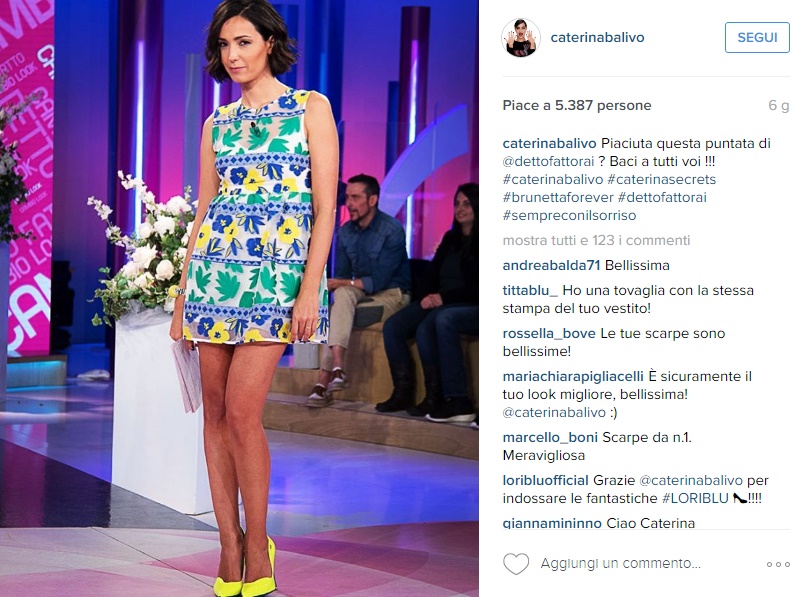 Caterina Balivo: vestitini corti e gambe in vista FOTO