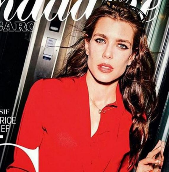Charlotte Casiraghi, Kate Moss: quando l'outfit è rosso FOTO