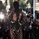 Kendall Jenner a Cannes: abito trasparente firmato Cavalli FOTO