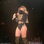Beyoncé starnutisce sul palco. I fan: "E' umana anche lei2