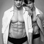 Marcio e Marcos Patriota, modelli gemelli brasiliani sfilano insieme4