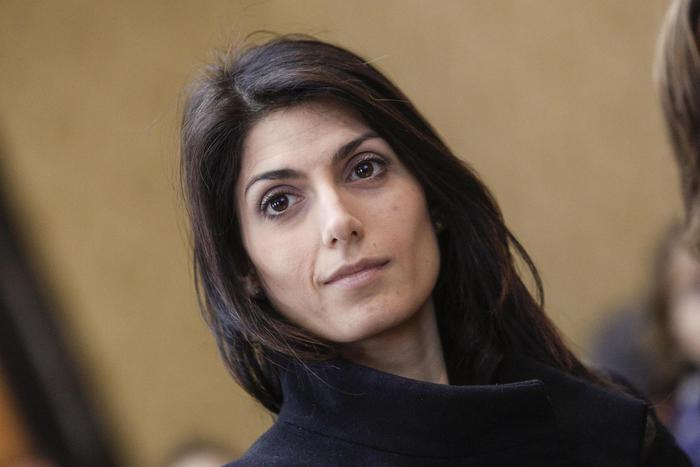 Virginia Raggi vita privata, marito, età, figlio FOTO