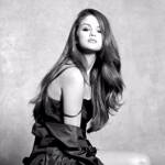 Selena Gomez, VIDEO "Kill'Em kidness": abito nero con spacco5