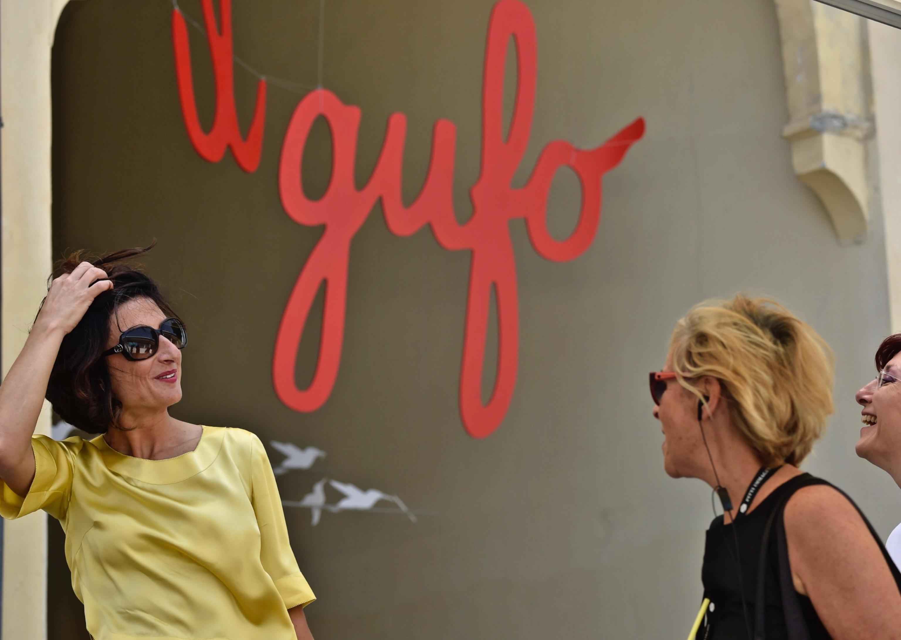 Matteo Renzi, moglie Agnese a Pitti: sceglie giallo FOTO