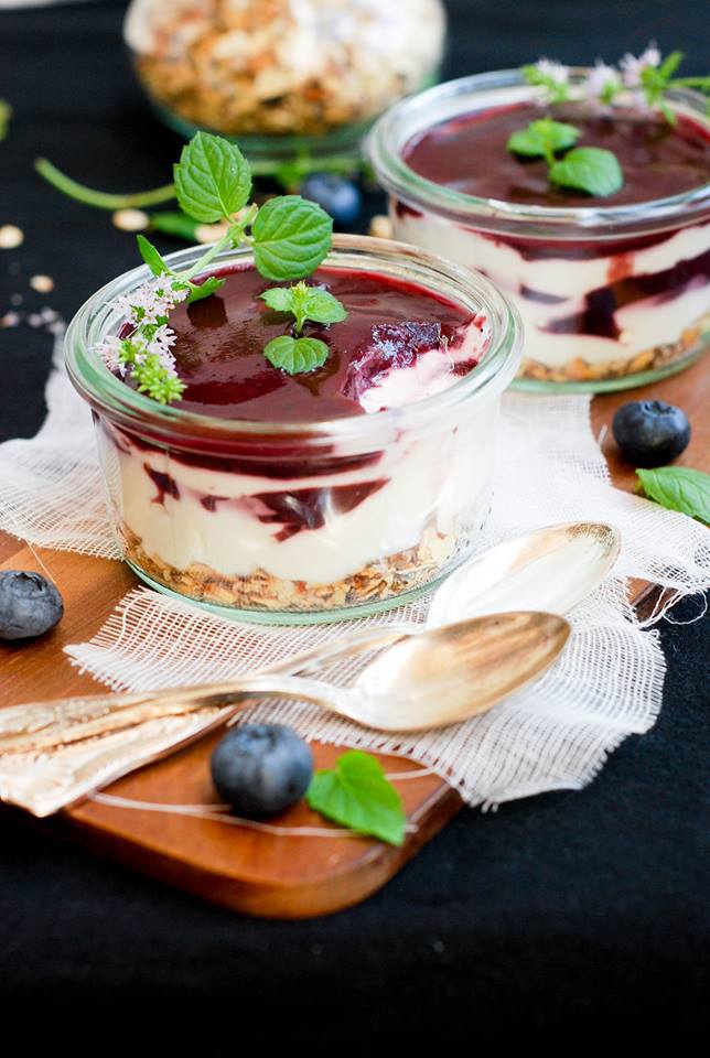 Pannacotta Cheesecake ai Frutti di Bosco Vegana