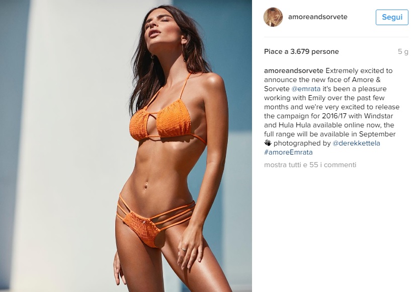 Emily Ratajkowski in costume: fisico da urlo FOTO