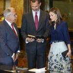 Letizia Ortiz, Kate Middleton: passione midi skirt FOTO