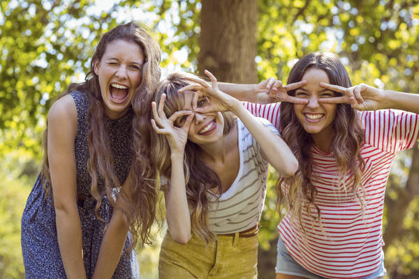 Sei stressata? Una serata con le amiche l'antidoto ideale!