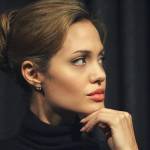 Angelina Jolie, parla ancora il padre John: ecco cosa ha detto