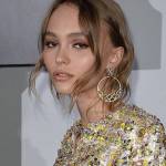 Martina Stoessel, Lily Rose Depp: outfit a confronto FOTO
