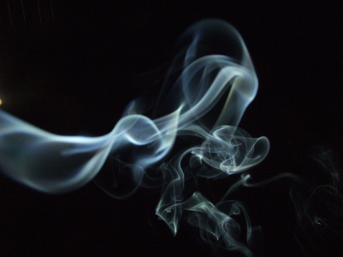 Tumori, fumo provoca mutazioni genetiche: così causa il cancro