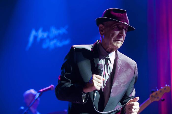 Morto Leonard Cohen: il poeta della musica si è spento a 82 anni
