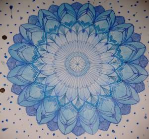Mandala: colorare per eliminare lo stress e raggiungere la felicità