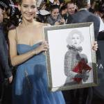 Jennifer Lawrence versione fatina: abito blu firmato Dior FOTO