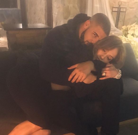 Jennifer Lopez, Drake non bada a spese: super regalo di fidanzamento