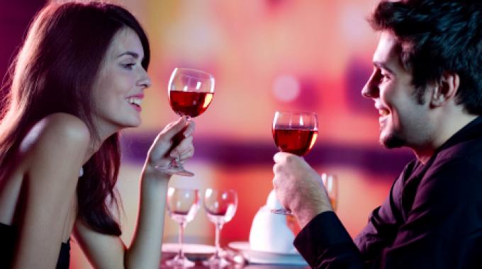 Vino rosso? Per le donne gli uomini che non lo bevono sono noiosi