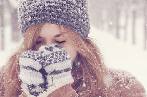 Rughe in inverno: come proteggere la pelle dal freddo