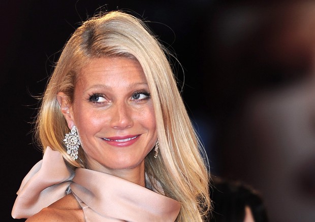 Gwyneth Paltrow: "Depressione e insonnia si curano così"