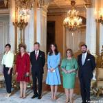 Kate Middleton, Brigitte e Melania: celeste colore del potere FOTO