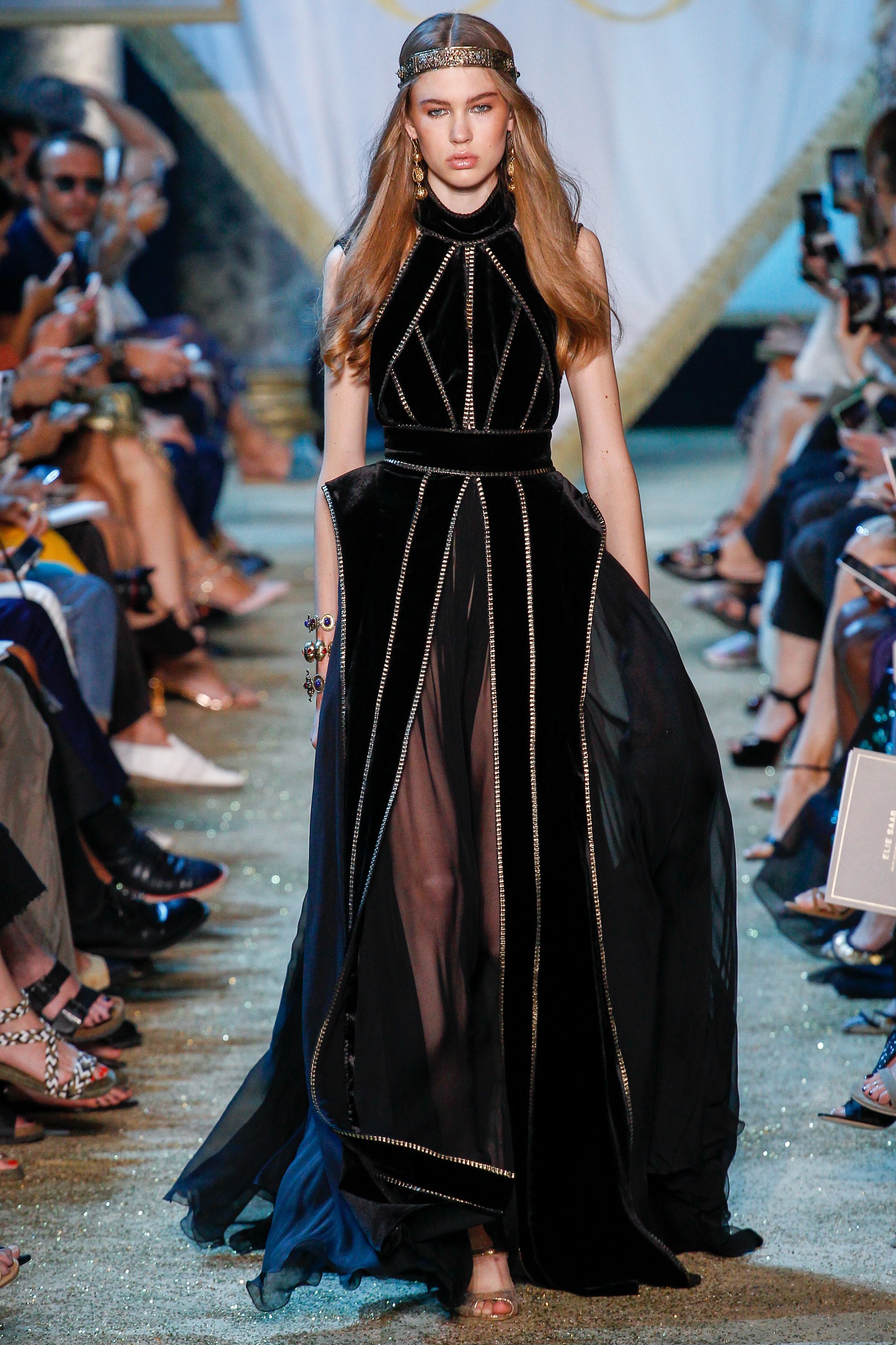 Elie Saab Haute Couture: la collezione da sogno FOTO