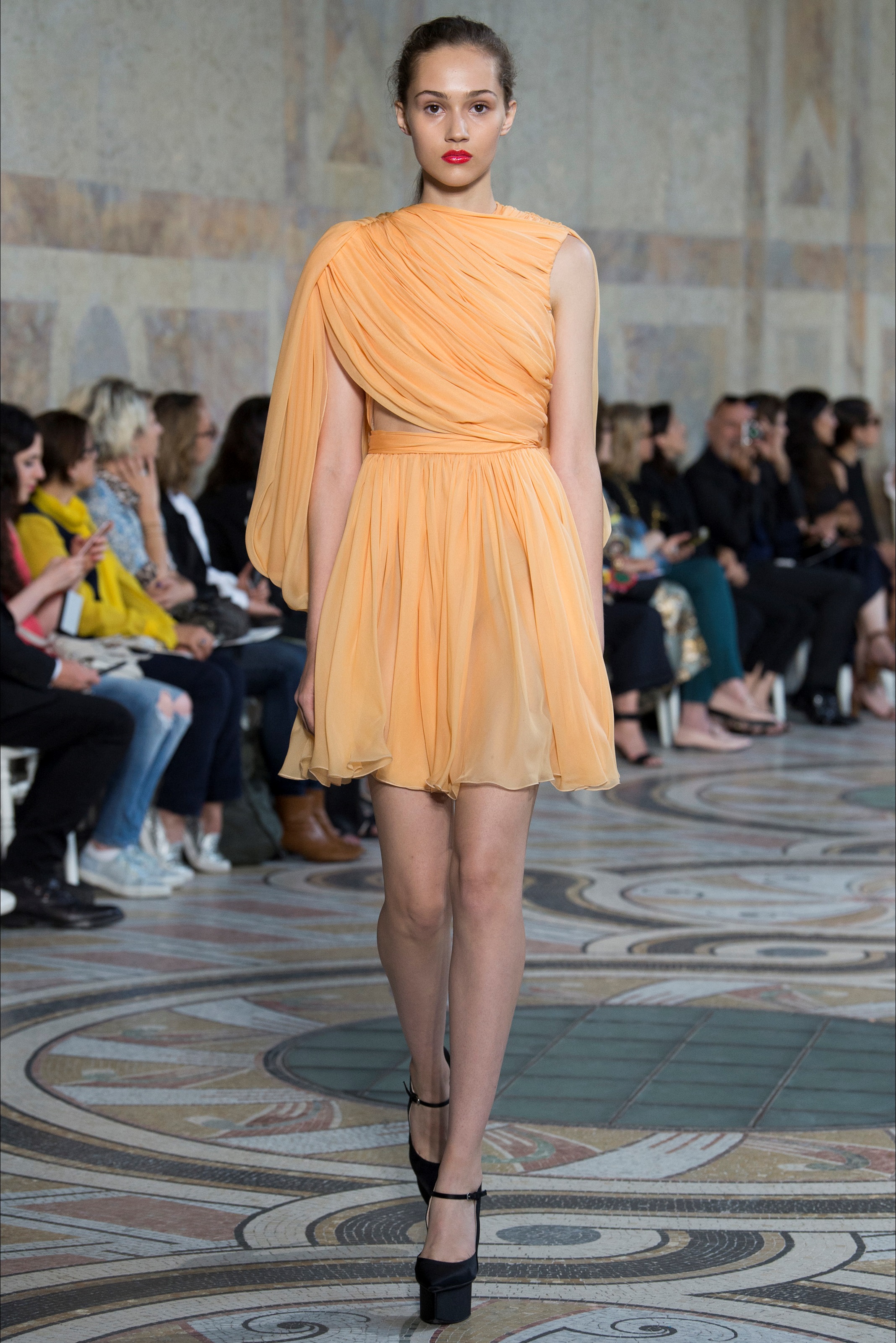 Giambattista Valli Haute Couture A/I 2017-18 FOTO