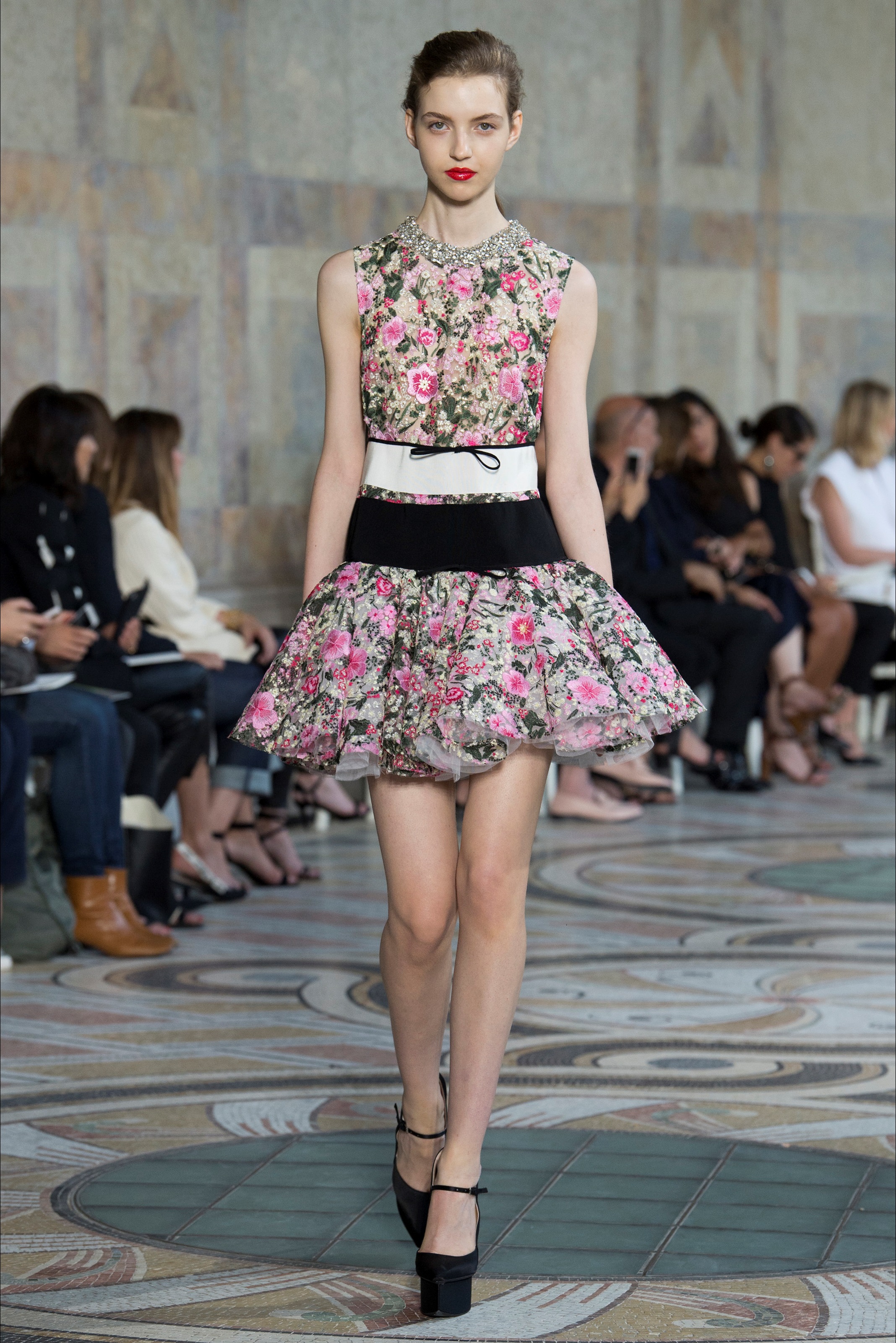 Giambattista Valli Haute Couture A/I 2017-18 FOTO