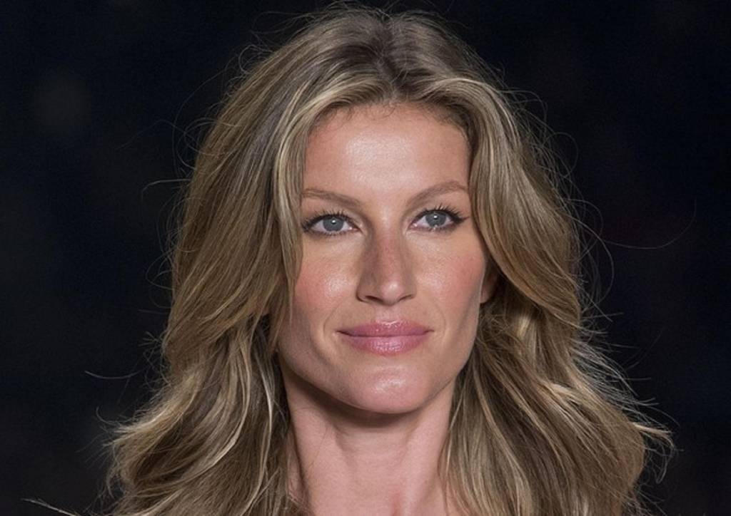 Gisele Bündchen esegue questa patica ayurvedica ogni mattina