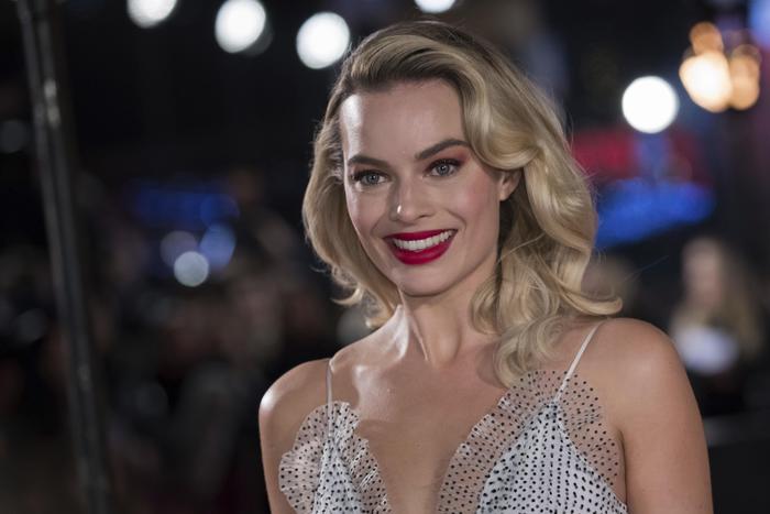 L'ottima idea di Margot Robbie: non chiedere alle donne quando faranno un figlio