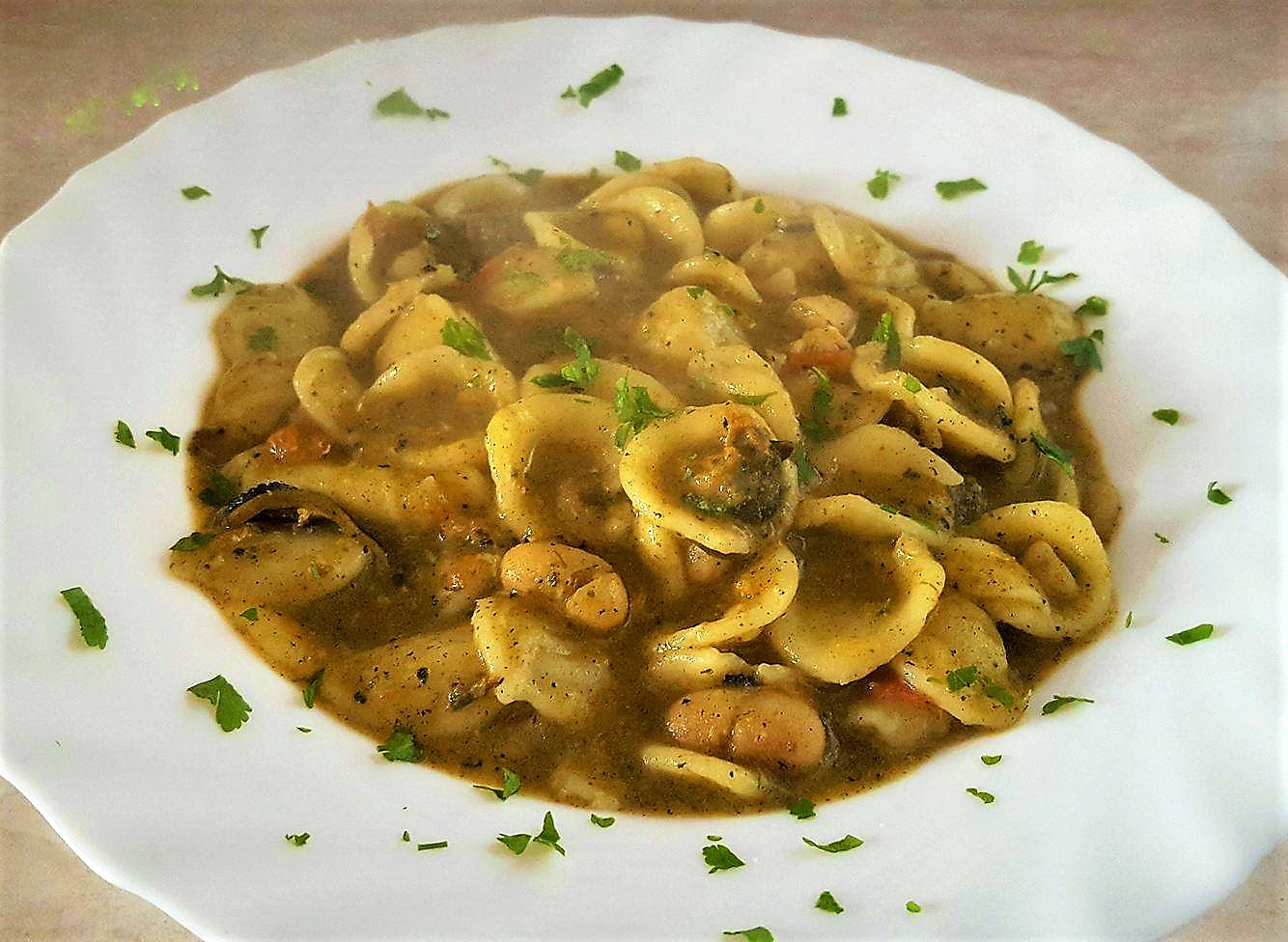 Orecchiette fresche con Fagioli e Cozze