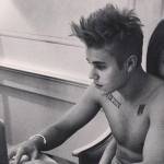 Selena Gomez: FOTO Justin Bieber nudo sul suo profilo Instagram