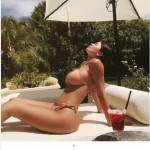 Kylie Jenner festeggia i 20 anni con FOTO in bikini: curve esplosive2