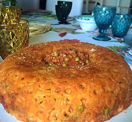 Timballo di Anelletti al Ragù di Carne e Piselli