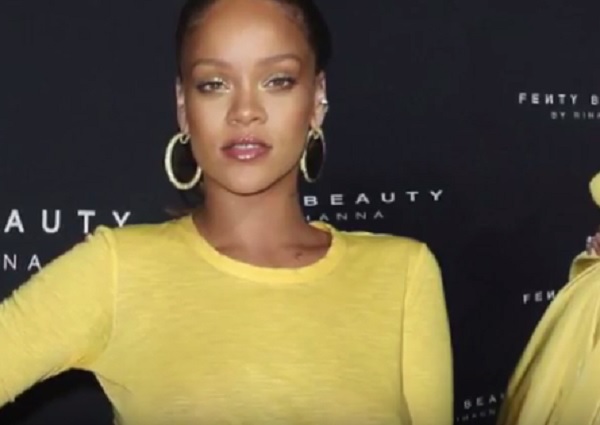 Rihanna parla del suo fisico curvy: "Un giorno posso...