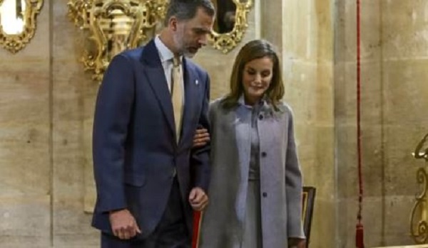 letizia-ortiz-look-completo-carolina-herrera